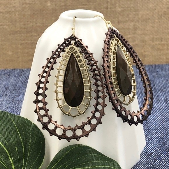 🌼 Brown Double Teardrop Dangle Earrings - Picture 1 of 3